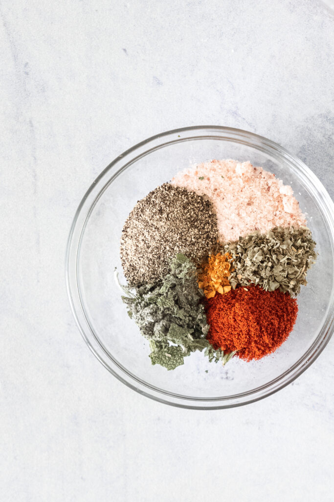 country breakfast sausage seasonings in a glass bowl